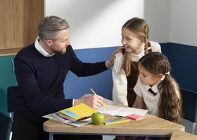 Boarding vs Private Day School: 2025 Guide for Families