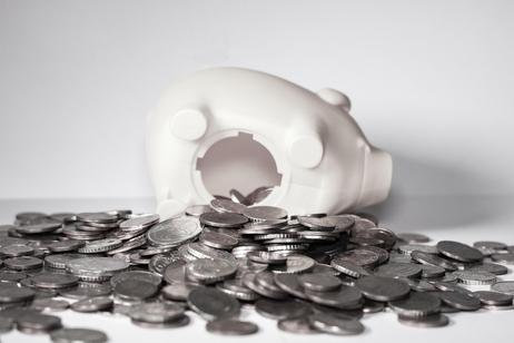 Does Boarding School Spending Reduce What Families Can Save for College?