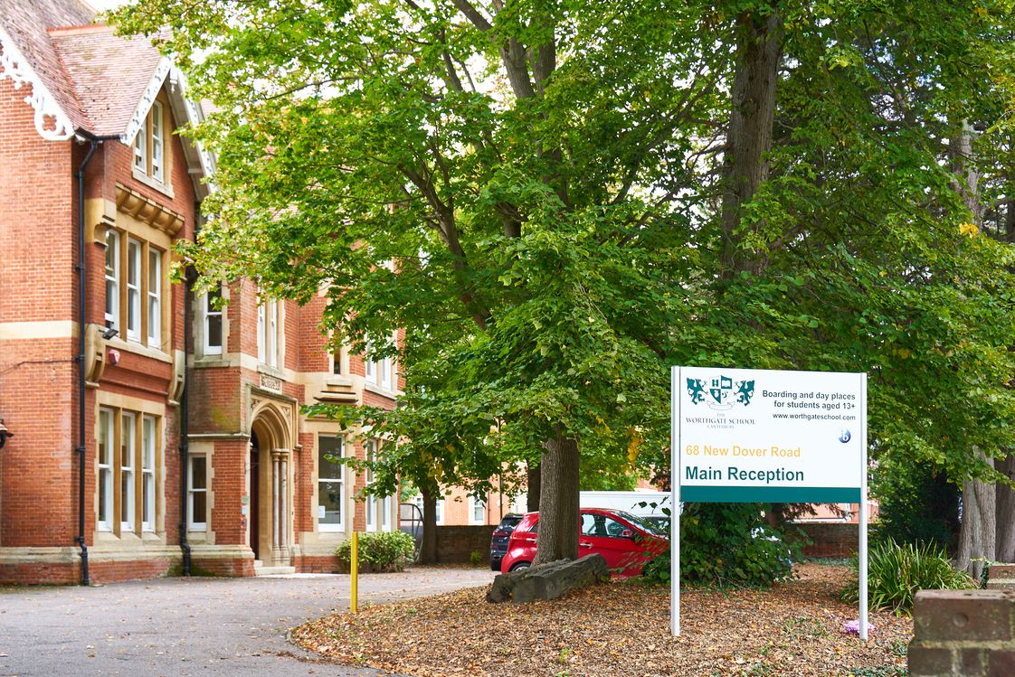 Best International Boarding Schools (2023)